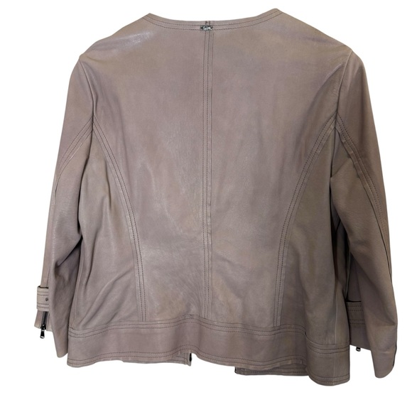 St. John Women's Taupe Lightweight Leather Jacket sz 4 - Picture 11 of 16
